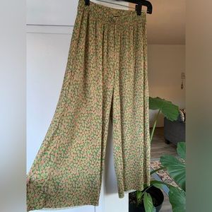 ASOS DESIGN Petite Plisse Culotte in Mustard Floral